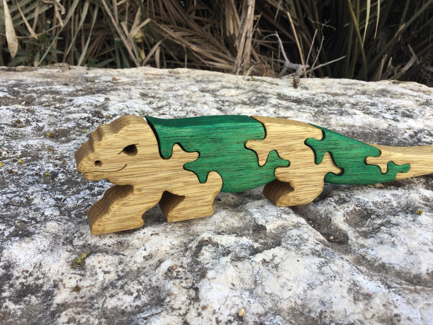 Komodo Dragon Puzzle - Exotic Wooden Jigsaw, Educational Toy, Durable Handcrafted Play, Eco-Friendly Gift