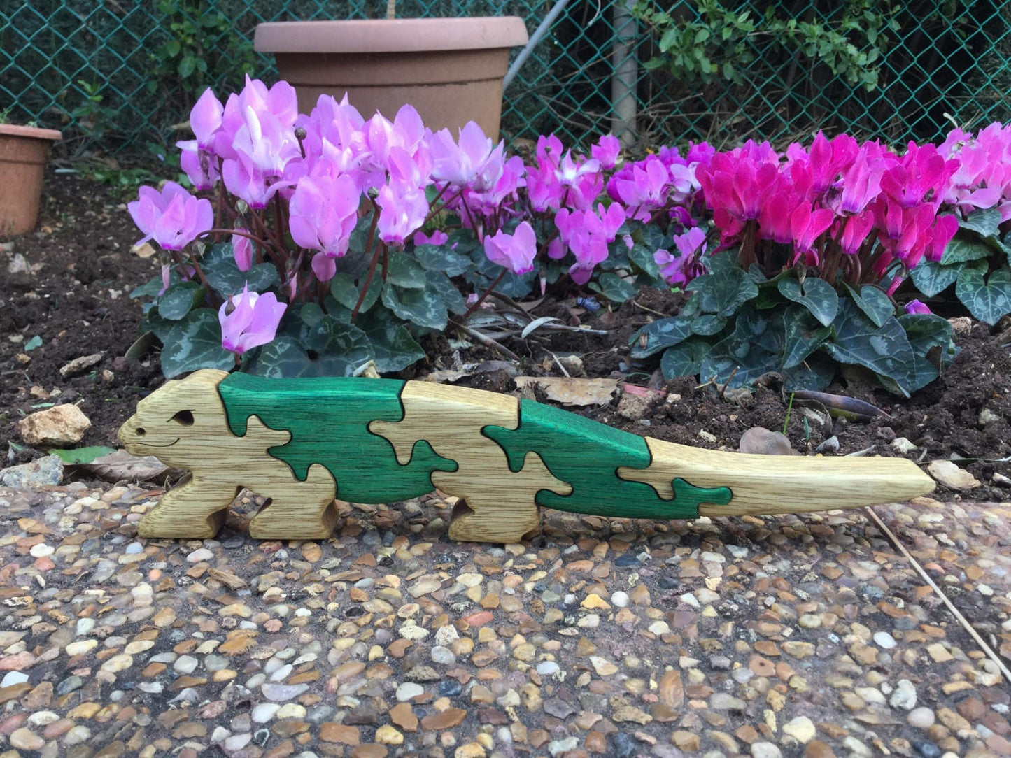 Komodo Dragon Puzzle - Exotic Wooden Jigsaw, Educational Toy, Durable Handcrafted Play, Eco-Friendly Gift