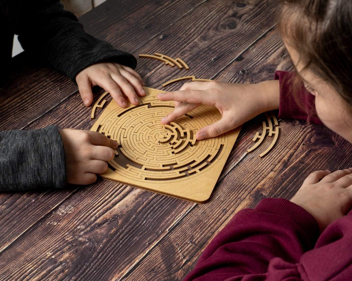 Round Labyrinth Wooden Jigsaw Puzzle Game For Birthday Gift Geometric Laser Cut Puzzles For Kids And Adults