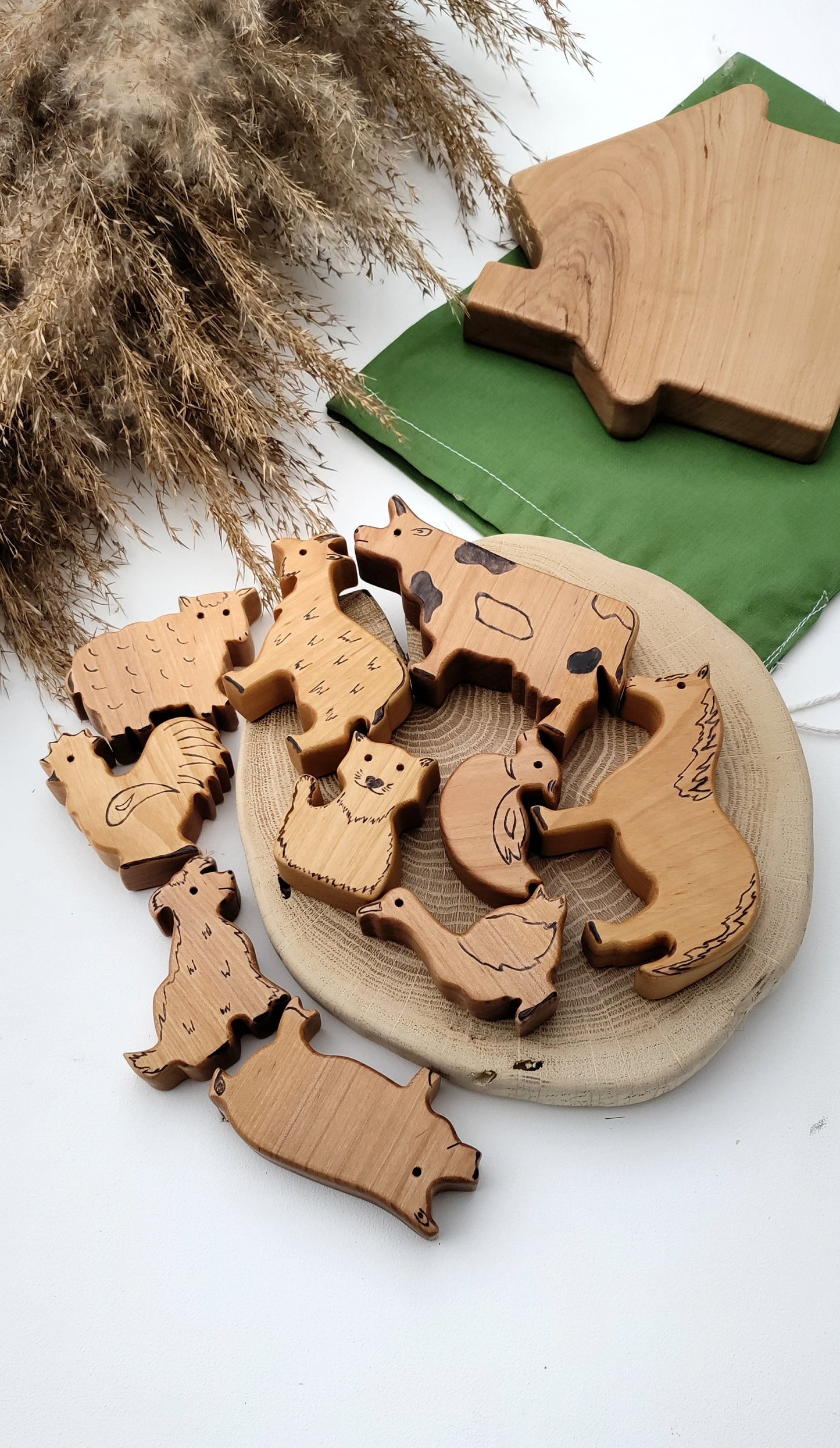 Wooden Farm Animals/ Farm animals/ Farm toys set/ Wood animals/ Wooden toys/ Waldorf  toys/ Baby shower gift