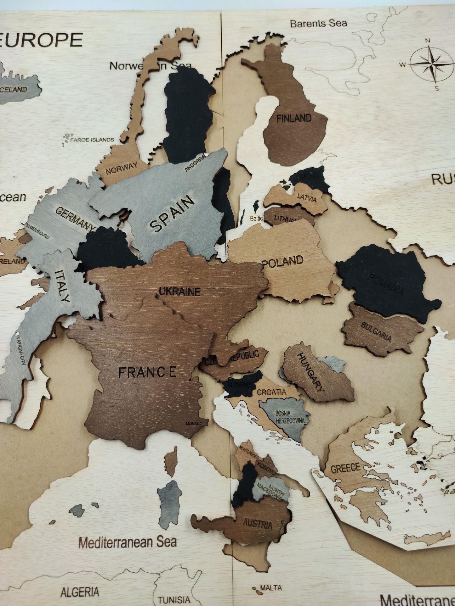 Europe wooden map puzzle. Ideal gift for school kids. Jigsaw Europe's map with boarders and countries names.