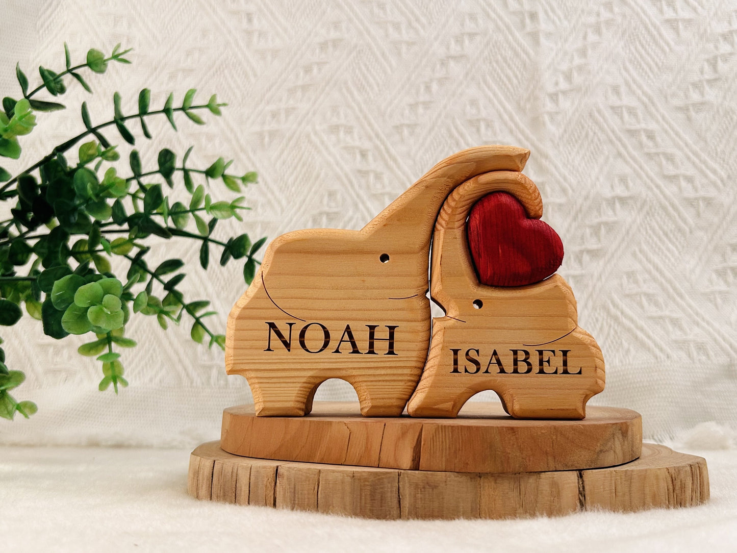 Wooden Elephant Family Puzzle, Personalized Name 7 Person Animal Figurine, Handmade Family Keepsake Home Decor Gift,Anniversary Gift for Her