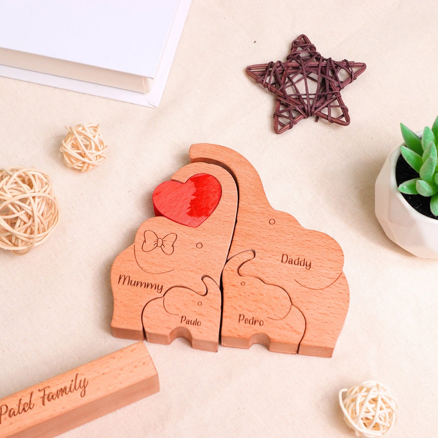 Personalized Elephant Family Wooden Puzzle Custom Animal Figurines Wooden Elephants Carvings 3D Animal Art Mother's Day Gift Kids Gift